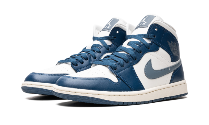 AIR JORDAN 1 MID WMNS 2