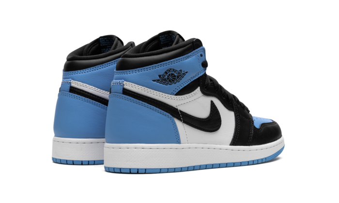 Air Jordan 1 Retro High OG GS 3